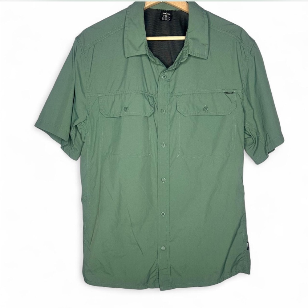 REI Greeb Button Up